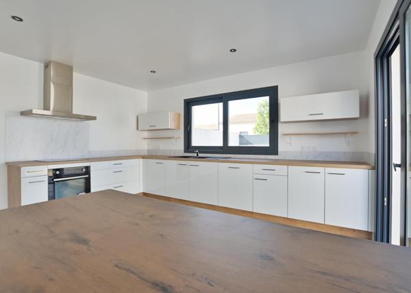 Maison contemporaine de 148 m² proche La Rochelle – RE2020 DPE A