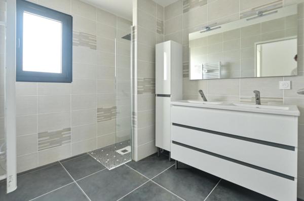 Maison contemporaine de 148 m² proche La Rochelle – RE2020 DPE A