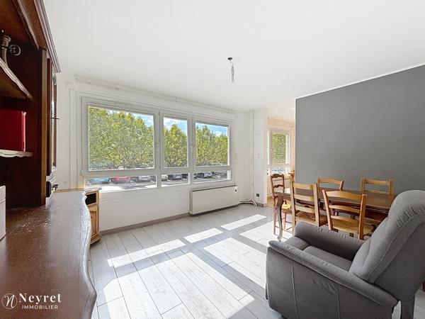 En exclusivité chez Neyret Oullins | T3 de 65 m² avec cave et stationnement libre dans la résidence