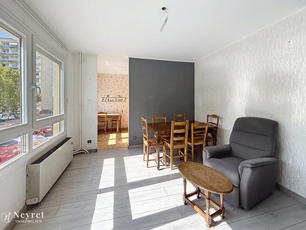 En exclusivité chez Neyret Oullins | T3 de 65 m² avec cave et stationnement libre dans la résidence
