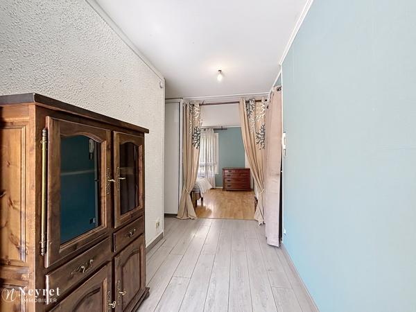En exclusivité chez Neyret Oullins | T3 de 65 m² avec cave et stationnement libre dans la résidence
