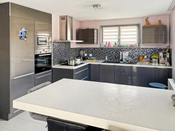 Maison 4 pièces, jardin, plus studio indépendant