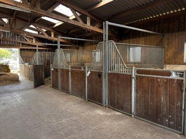 Divers à vendre à Porcaro dans le Morbihan (56380), ref : 56046-1353
