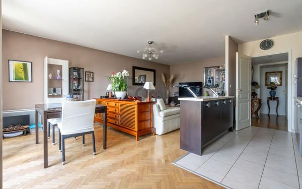Appartement à vendre    3 pièces • 71,47 m2 Le Plessis-Robinson