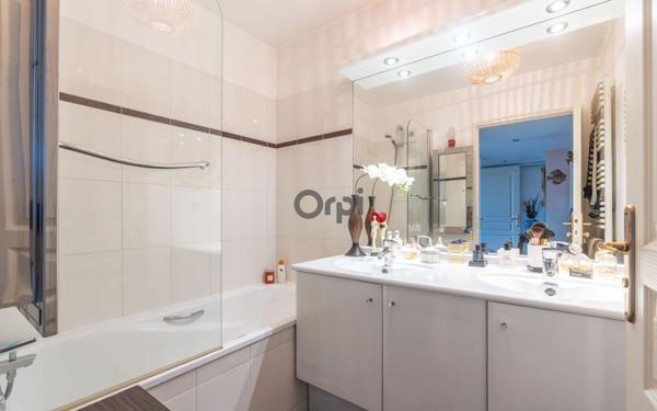 Appartement à vendre    3 pièces • 71,47 m2 Le Plessis-Robinson