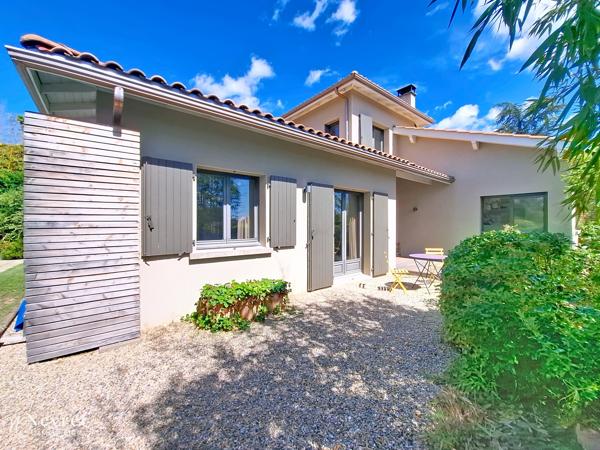A ne surtout pas rater !! Maison d'exception à la vue imprenable