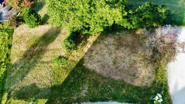 Terrain 900 m2 - FILLIERE