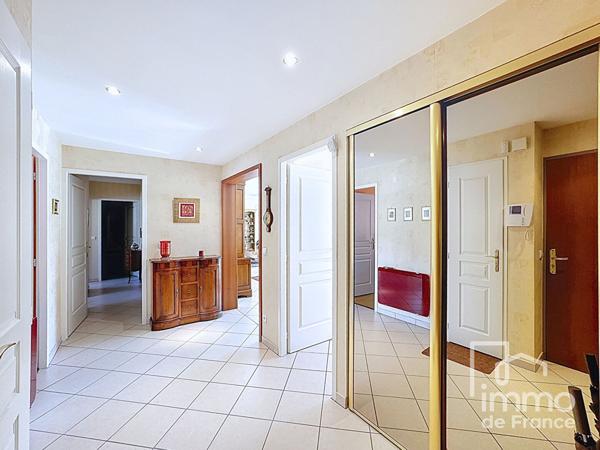 Appartement Bellegarde Sur Valserine 4 pièce(s)