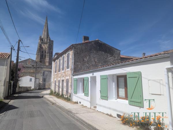 Belle maison de bourg en hyper centre