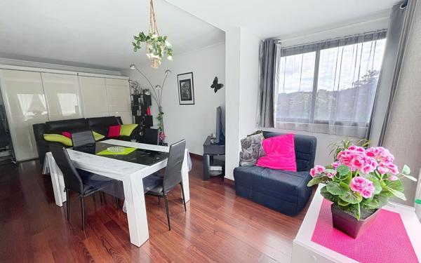 Appartement à vendre    2 pièces • 50 m2 Saint-Raphaël