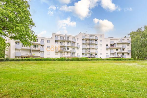 Vente
                Appartement81 m² - 3 Pièces -
                    NANTES (44300)
