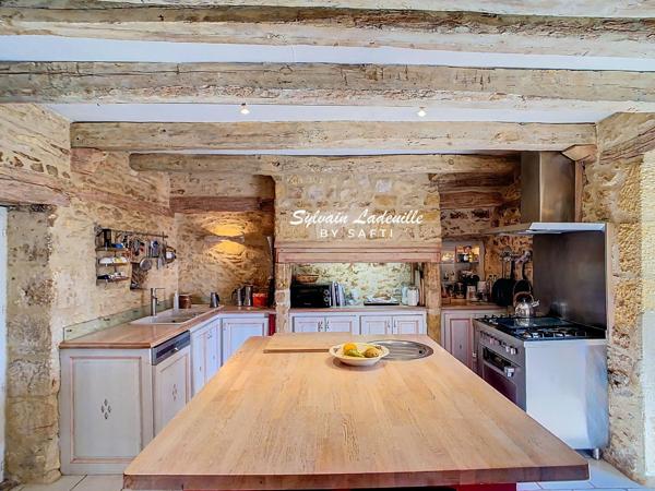 Charmante périgourdine de 90 m² dans un cadre paisible près de Saint-Cyprien