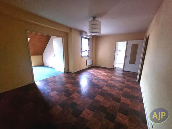Location appartement Vern Sur Seiche : 682 € - AJP Immobilier Pacé