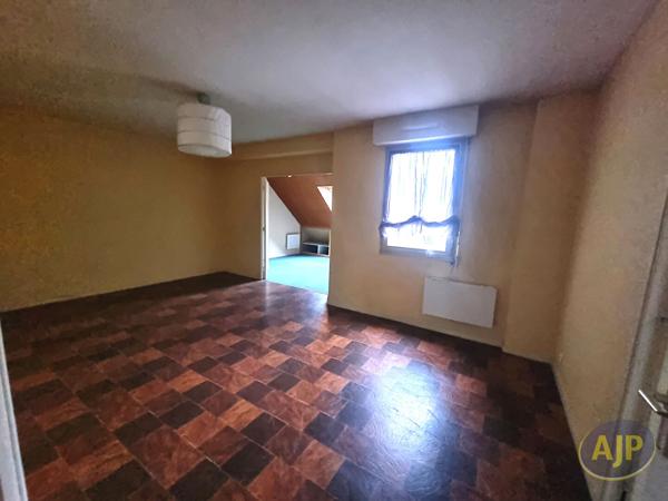 Location appartement Vern Sur Seiche : 682 € - AJP Immobilier Pacé