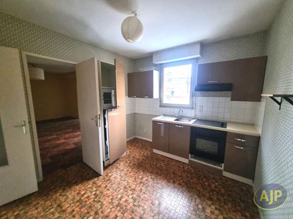 Location appartement Vern Sur Seiche : 682 € - AJP Immobilier Pacé