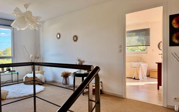 Maison à vendre    6 pièces • 204,90 m2 Elven