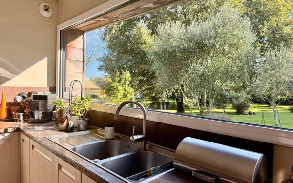 Maison à vendre    6 pièces • 204,90 m2 Elven