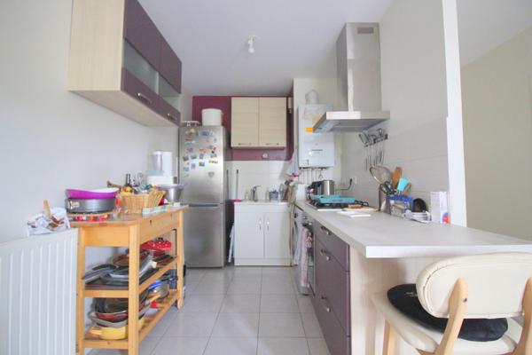 Appartement
         2 pièces
        - 42 m² Exclusivité 180 000 € *