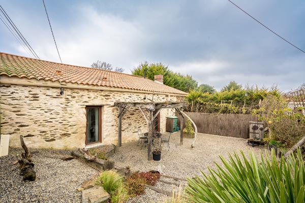 Belle maison en pierre de taille La Roche-sur-Yon