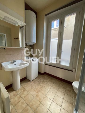 Centre ville de BRETEUIL, appartement 36m²