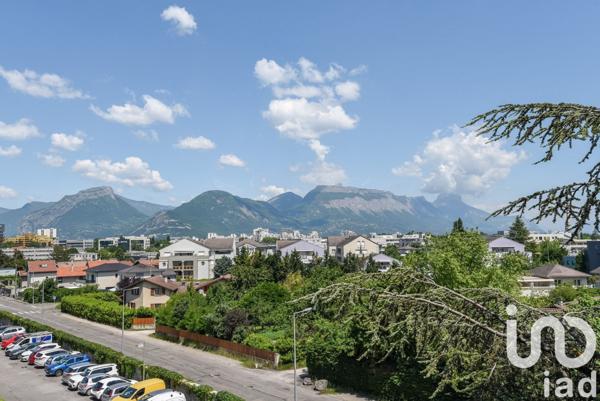 Appartement 4 pièces de 79 m² à Échirolles (38130)