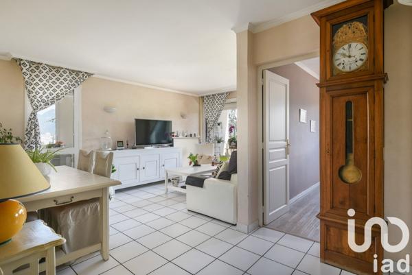 Appartement 4 pièces de 79 m² à Échirolles (38130)