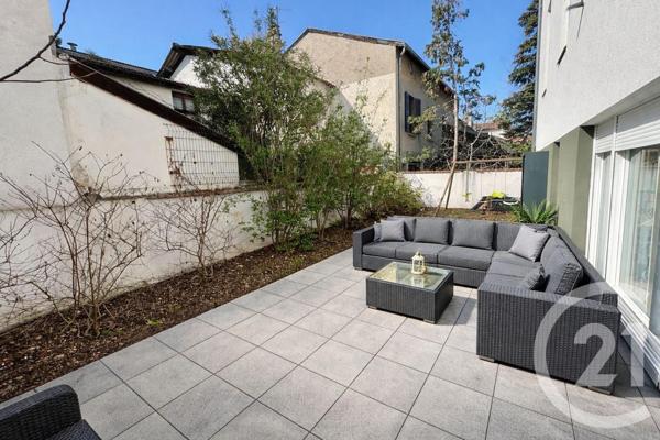 Appartement à vendre  4 pièces - 84 m2 ST FONS - 69