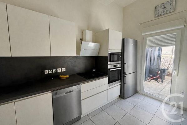 Appartement à vendre  4 pièces - 84 m2 ST FONS - 69