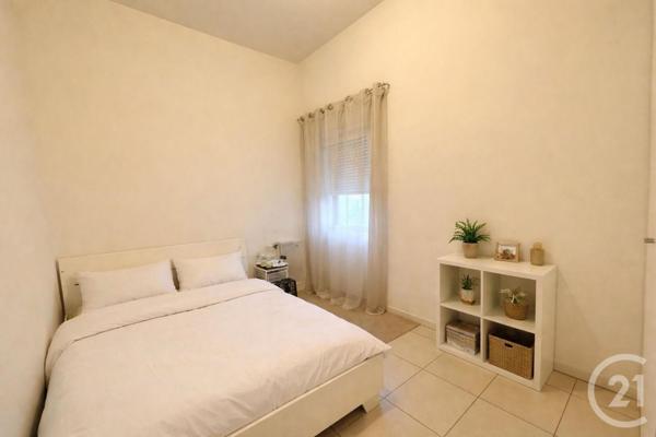 Appartement à vendre  4 pièces - 84 m2 ST FONS - 69