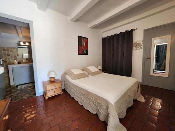 EXCLUSIVITE A SAINT SATURNIN LES AVIGNON - APPARTEMENT T1 BIS DE 38.57 M² AVEC TERRASSE DE 20 M² + PARKING PRIVE