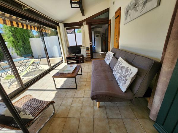 EXCLUSIVITE A SAINT SATURNIN LES AVIGNON - APPARTEMENT T1 BIS DE 38.57 M² AVEC TERRASSE DE 20 M² + PARKING PRIVE