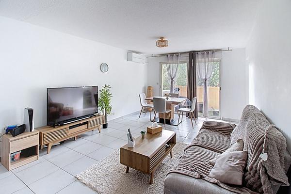 A VENDRE DRAGUIGNAN - Appartement T4 de 87m², 3 chambres, 2 balcons