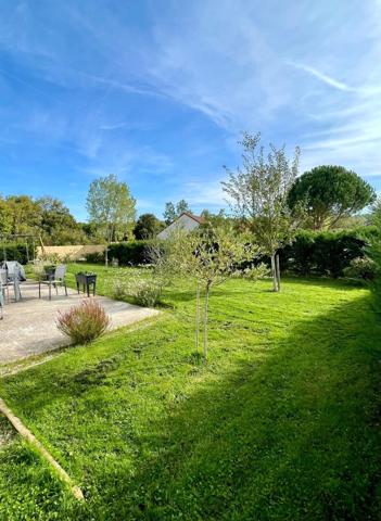 Maison récente, 4 chambres.