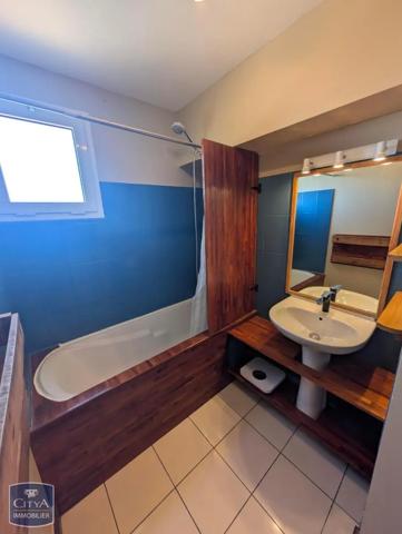 Appartement à louer 3 pièces 50.81m² Saint-Pierre (97410)