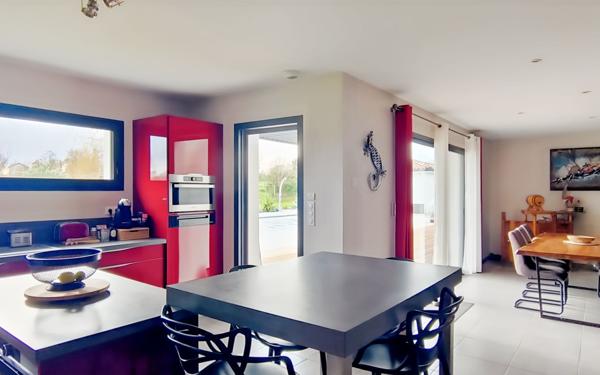 Maison à vendre    4 pièces •  Septfonds