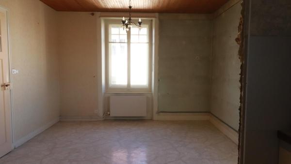 Appartement 3 chambres avec garage,grenier 2? étage
