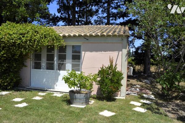 Maison d'exception avec vue sur le vignoble environnant 