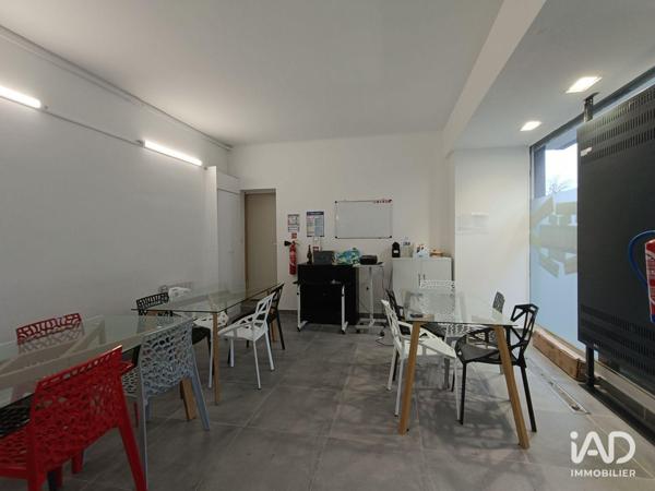 Droit au bail à vendre 102 m² Suresnes