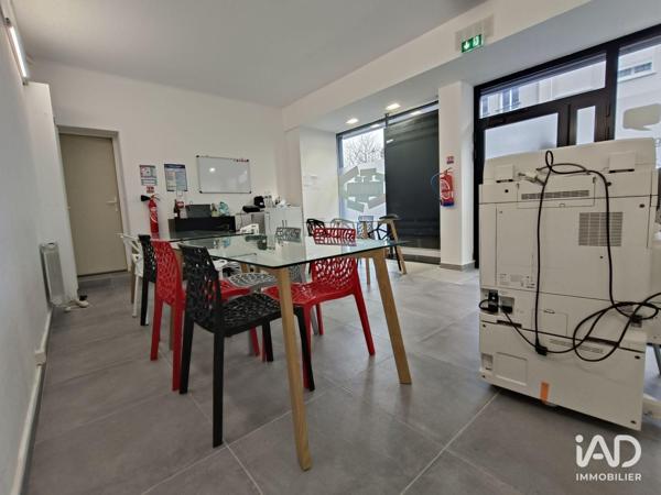 Droit au bail à vendre 102 m² Suresnes