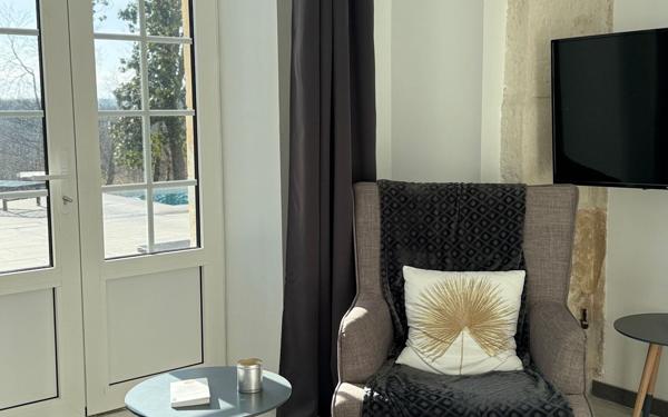 Maison à vendre    2 pièces • 677 m2 Dax