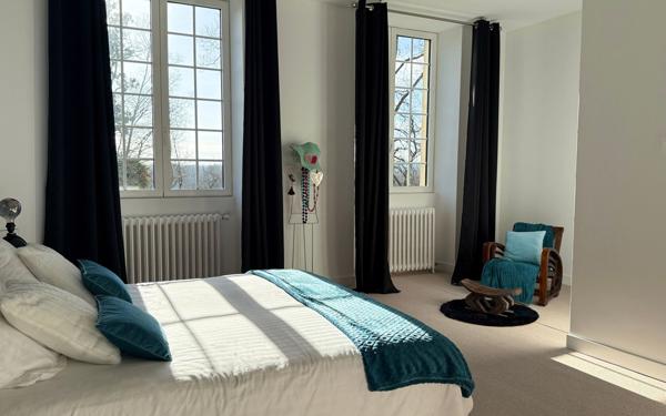 Maison à vendre    2 pièces • 677 m2 Dax