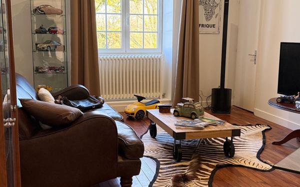 Maison à vendre    2 pièces • 677 m2 Dax