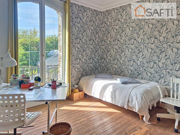 Maison familiale à 6 min du RER A pleine de charme