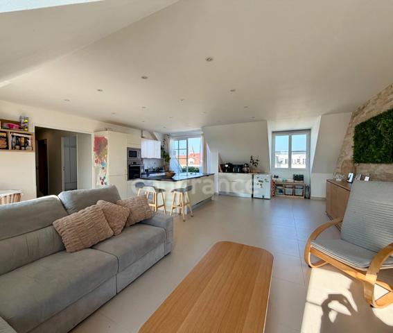 Cergy Port – appartement de 4 pièces 110 m² – Vue marina – Dernier étage