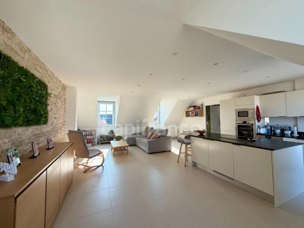 Cergy Port – appartement de 4 pièces 110 m² – Vue marina – Dernier étage