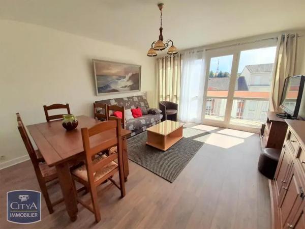 Appartement à louer 3 pièces 73.97m² Limoges (87000)