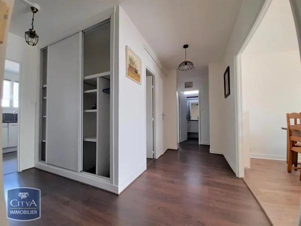 Appartement à louer 3 pièces 73.97m² Limoges (87000)