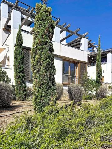 Vente                                                      Appartement
                        
                     2 pièces                      35 m2                     à Calvi