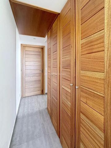 Vente                                                      Appartement
                        
                     2 pièces                      35 m2                     à Calvi