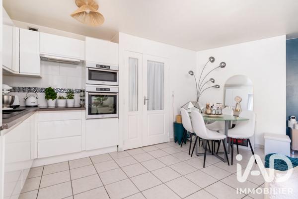 Appartement à vendre 2 pièces 46,49 m² Chassieu